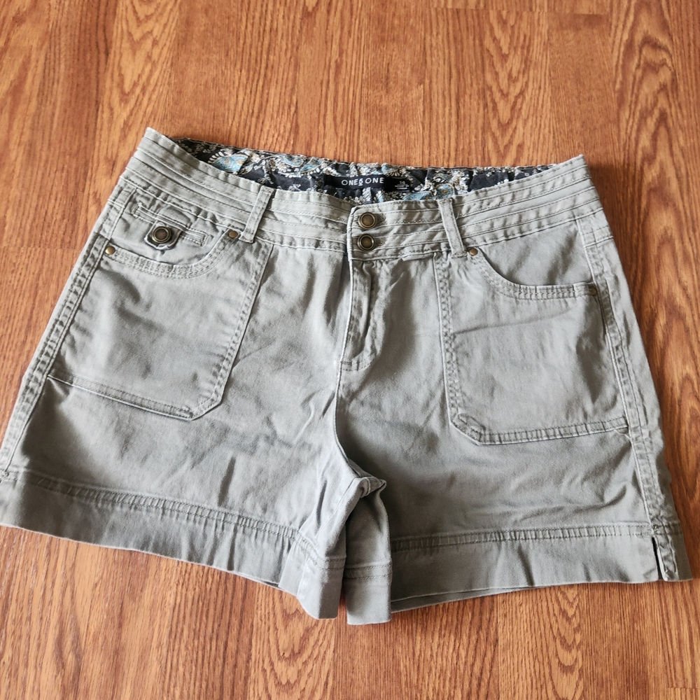 Cherokee Olive Green Cargo Shorts with Relaxed Fit